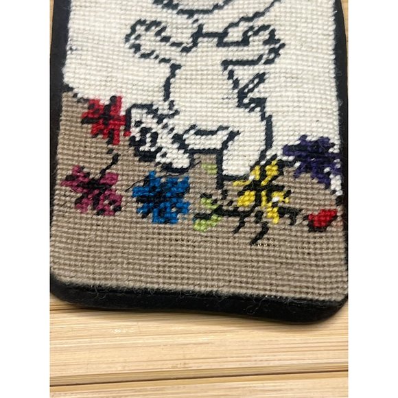 NWT Handcrafted Snoopy Peanuts Needlepoint Eyeglasses Holder Union Trading Co - Picture 3 of 6